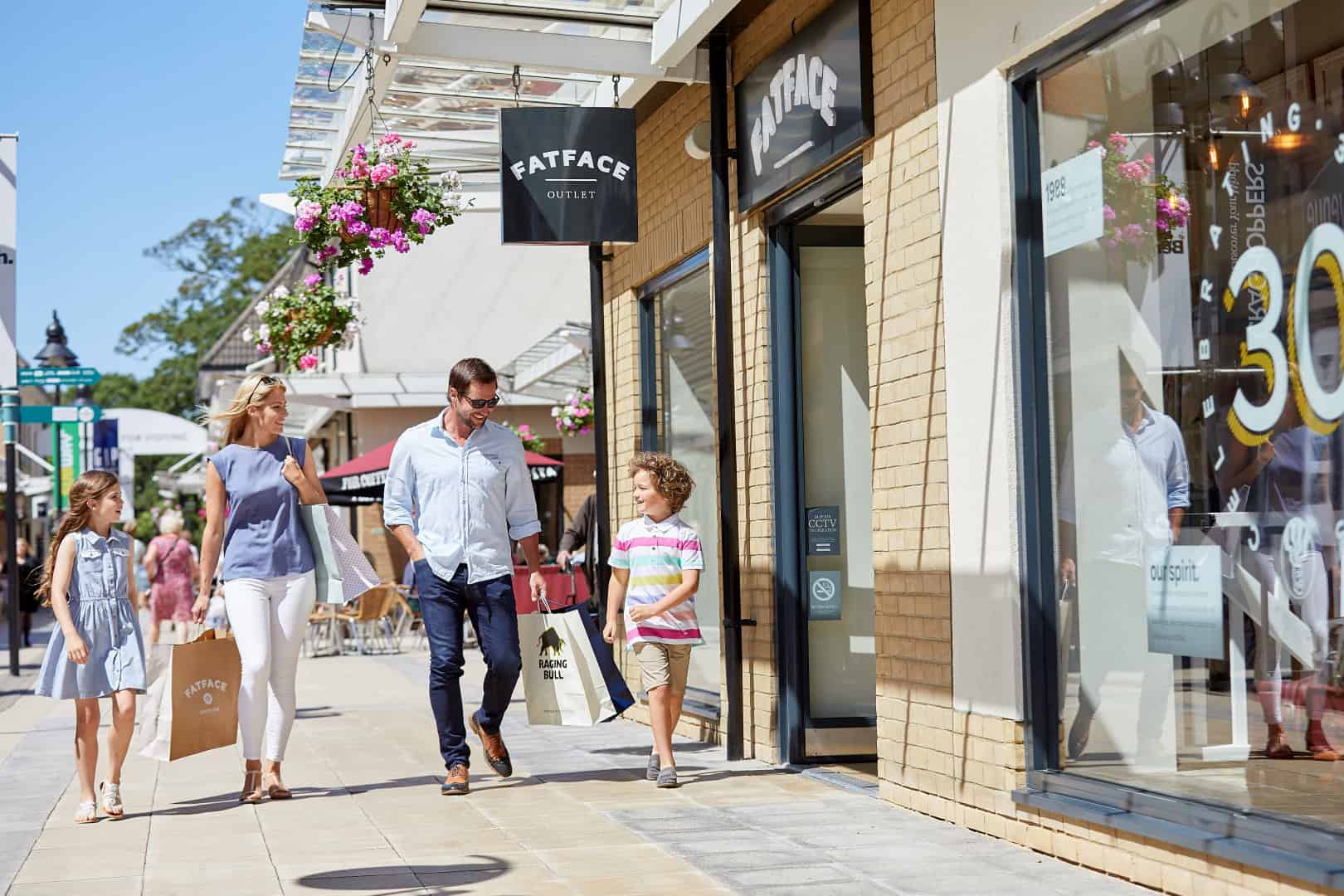 Springfields Outlet Shopping family